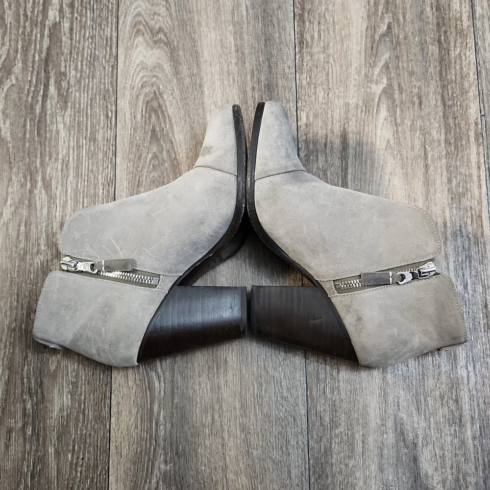 Rag & Bone Margot Heeled Bootie in Stone Waxy Suede in Size 36.5 - Picture 11 of 12